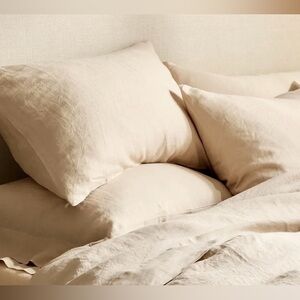 NEW Quince European Linen Pillowcase Set, Standard (Oat)